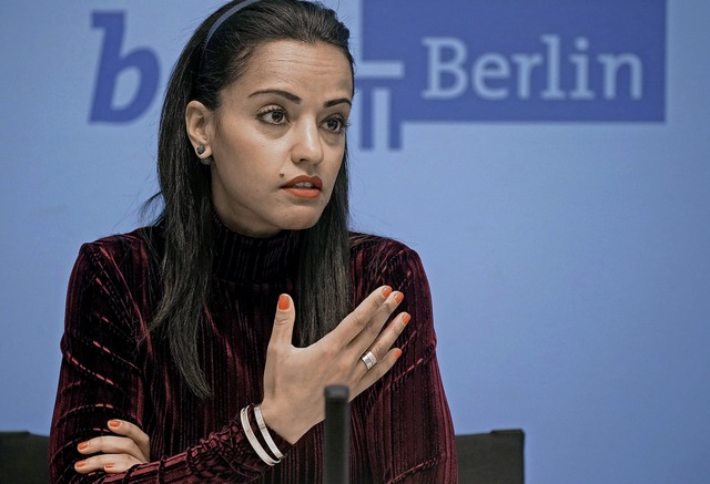 Sawsan Chebli ist bestens vernetzt, gilt aber nicht als Sachpolitikerin.  | Foto: Wolfgang Kumm (dpa)