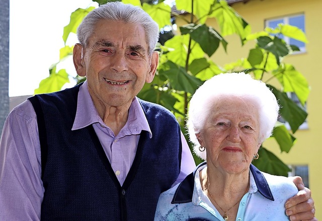 Seit 65 Jahren gehen Hildegard und Wil...en haben ihre Entscheidung nie bereut.  | Foto: Martha Weishaar