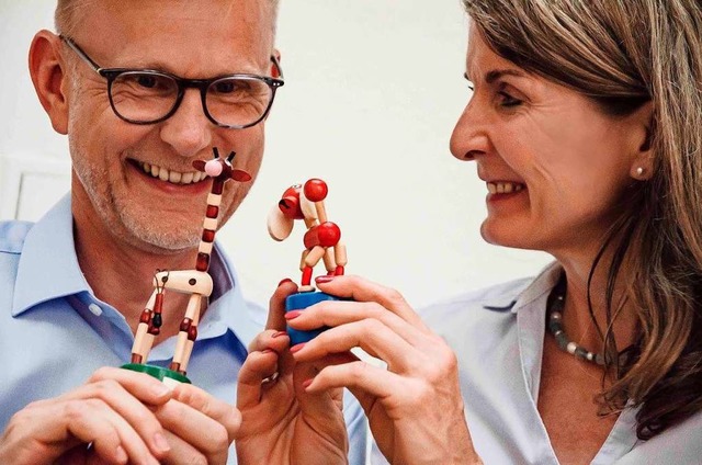 Mario Grossenbacher und Antoinette Wen...erklren ihre Arbeit gern spielerisch.  | Foto: Claudia Rauber