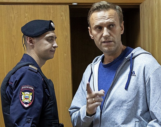 Oppositionsfhrer Alexej Nawalny  (rechts)  | Foto: Pavel Golovkin (dpa)