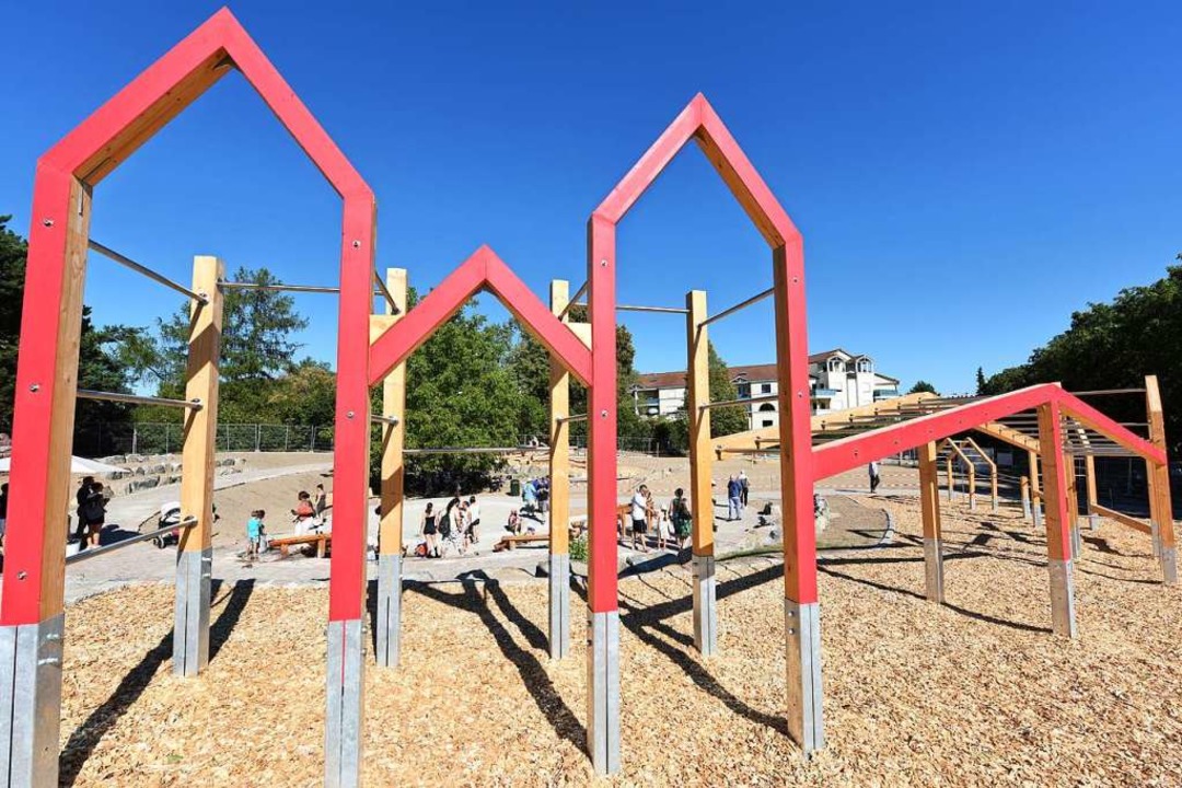Der neue Kletterparkour am Seepark.  | Foto: Rita Eggstein
