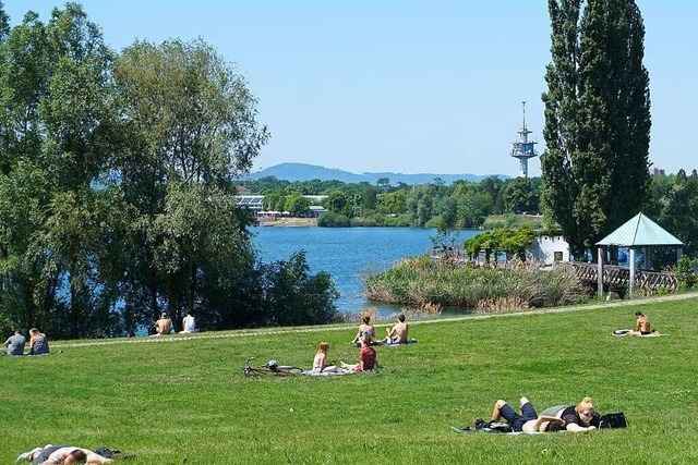 26-J�hrige schwebt nach Badeunfall im Freiburger Seepark in Lebensgefahr