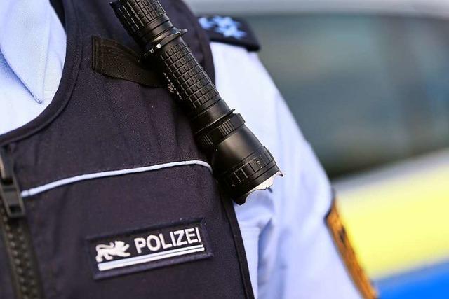 Unfallverursacher in Lrrach hinterlsst unleserlichen Zettel