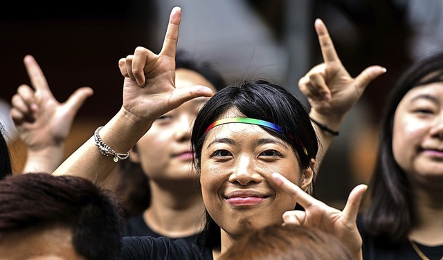 Ein Bild aus besseren Tagen: Teilnehmer der Shanghai Pride 2016.  | Foto: JOHANNES EISELE