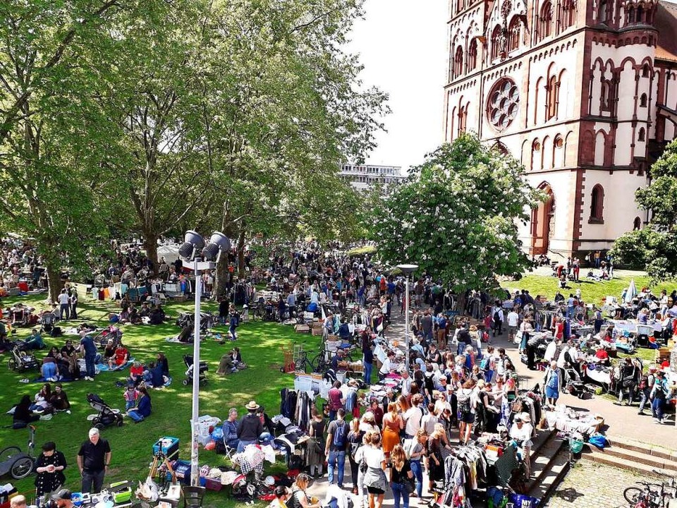 Der Familienflohmarkt auf dem Sthling...g zu bringen, finden die Veranstalter.  | Foto: Fabian Vgtle