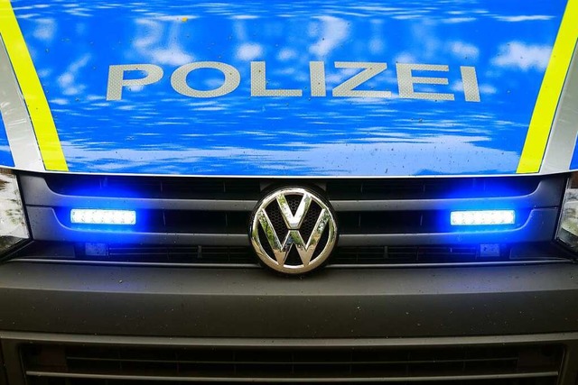 Die Polizei bittet Zeugen sich zu melden.  | Foto: Jens Wolf (dpa)