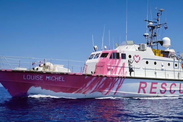 Banksy finanziert Rettungsschiff im Mittelmeer