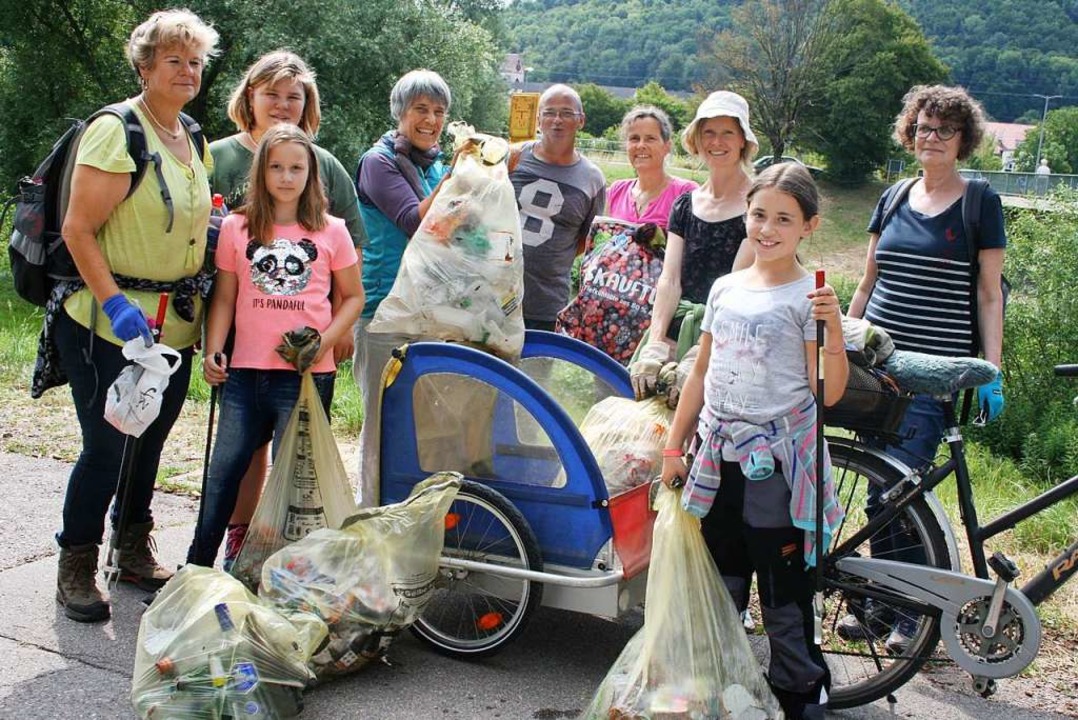 Auch die Mllaktion der Gruppe &#8222;...&#8222;Steinen im Wandel&#8220; statt.  | Foto: Ralph Lacher