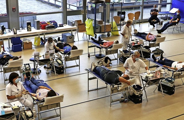 Mit Abstand und nur nach Terminvereinb...utspende in Grafenhausen erfolgreich.   | Foto: Dorothe Kuhlmann