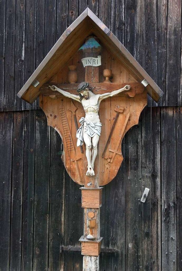 Das Arma-Christi-Kreuz am Buchenbacher Heimatmuseum  | Foto: Josef Faller