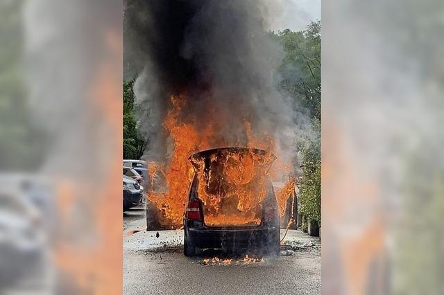 Fahrzeugbrand am Kastelberg