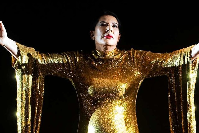 Unbewusst, hchste Lust: Marina Abramovic zelebriert den Tod von Maria Callas.  | Foto: Sven Hoppe (dpa)