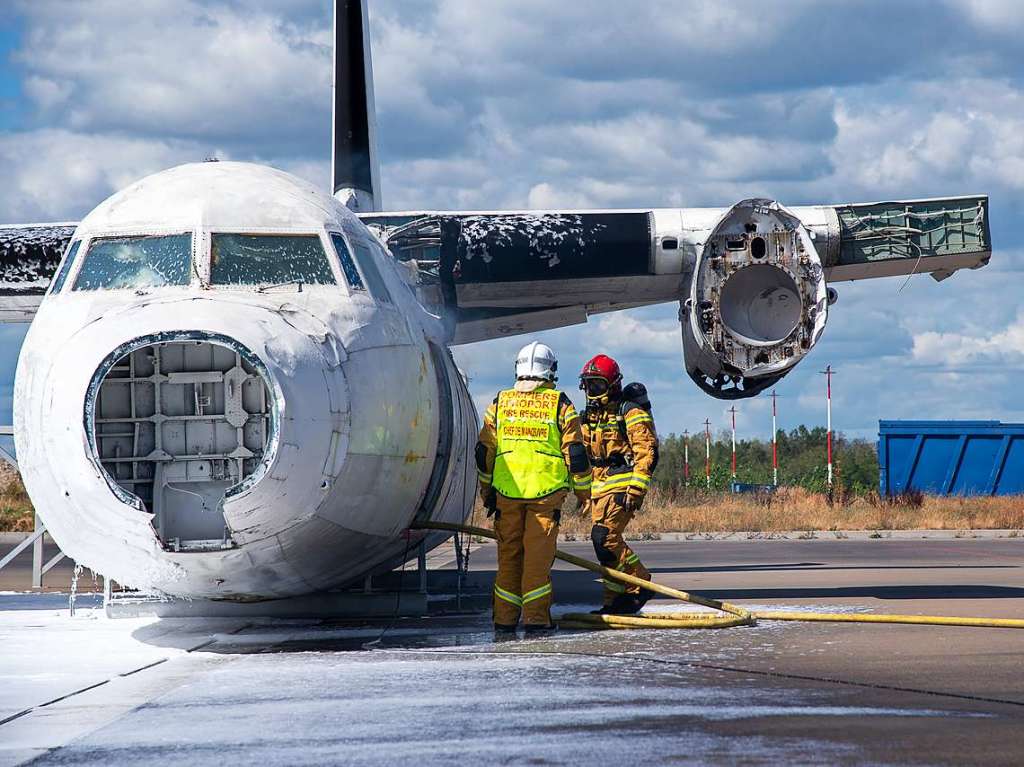 bung der Flughafenfeuerwehr am Euroairport