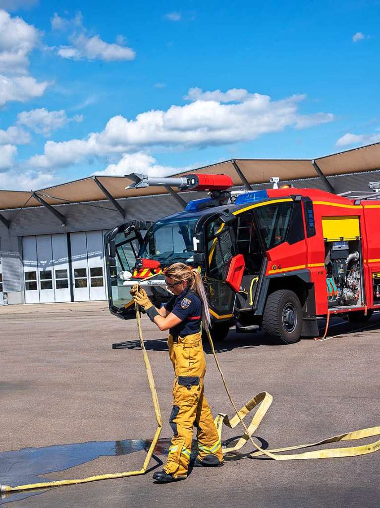 bung der Flughafenfeuerwehr am Euroairport