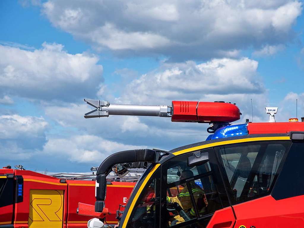 bung der Flughafenfeuerwehr am Euroairport