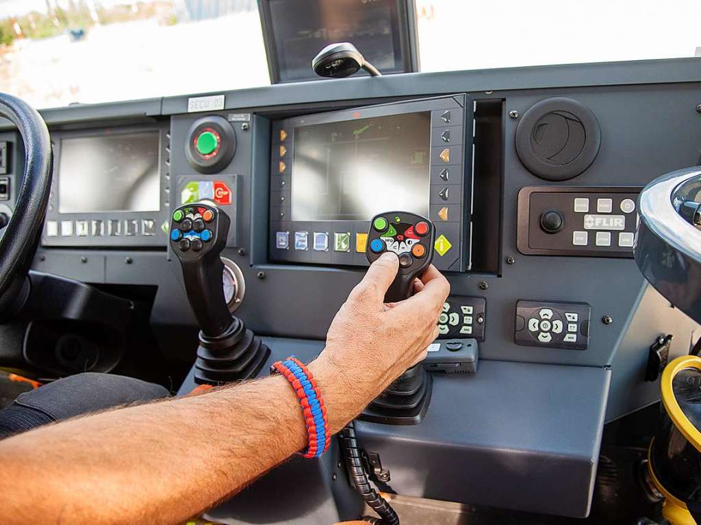 bung der Flughafenfeuerwehr am Euroairport