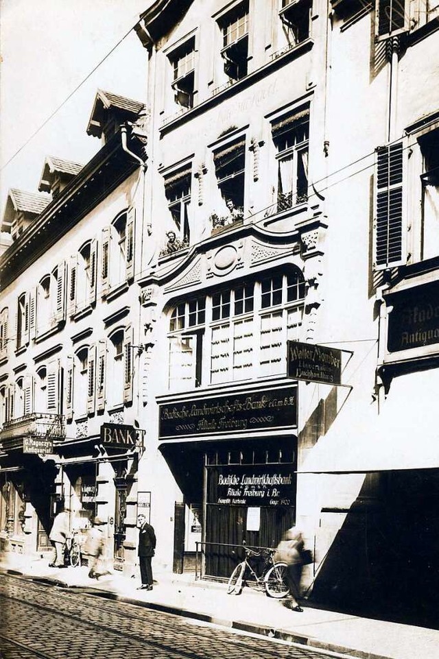 Die Huser mit den damaligen Adressen ... auf einem Foto, das um 1927 entstand.  | Foto: Archiv Manfred Gallo