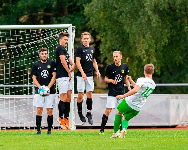 Standhaft: Die Hlzlebrucker Mauer erw... das Heimspiel souvern mit 5:2-Toren.  | Foto: Wolfgang Scheu