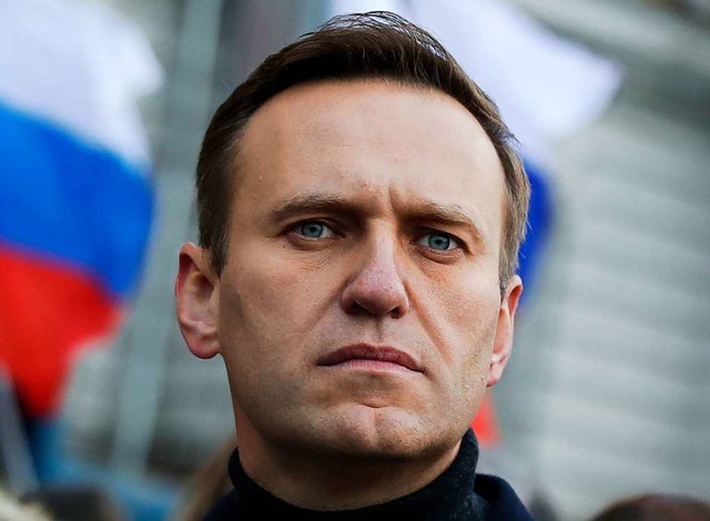 Die  rzte haben Alexej Nawalny aus de...Nawalny ist damit keineswegs erledigt.  | Foto: Pavel Golovkin (dpa)