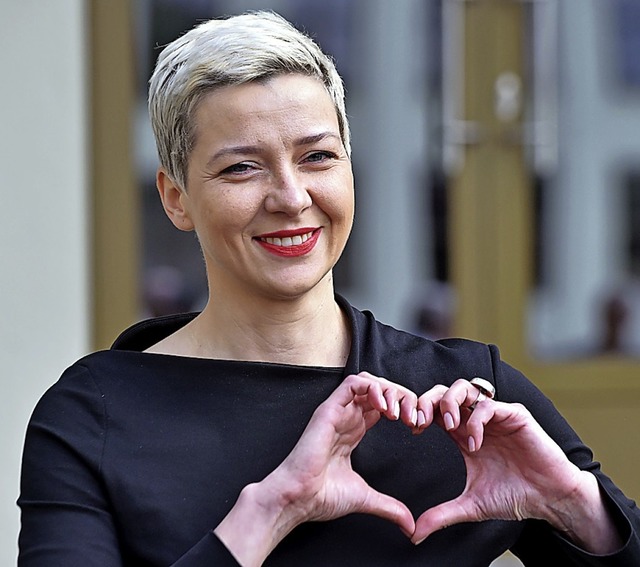 Ein Herz als Zeichen: Maria Kolesnikowa  | Foto: SERGEI GAPON (AFP)