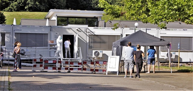 Das Corona-Testzentrum des Kreises Wal... Kreiskrankenhauses in Bad Sckingen.   | Foto: Peter Koch