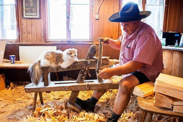 Ernst Karle, einer der letzten Schindelmacher im Schwarzwald