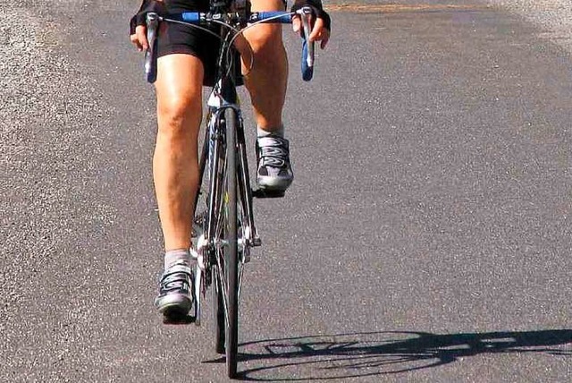 Rettungshubschrauber brachten die verunglckten Radfahrer in Kliniken.   | Foto: Jrg Oehler