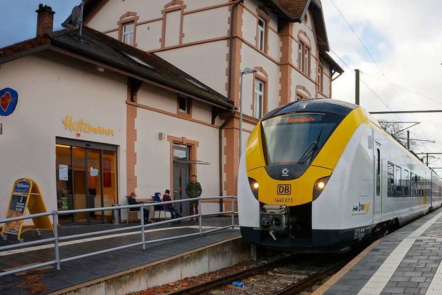 Zwischen Gottenheim und Endingen fiele... und Donnerstag Zge aus (Archivbild).  | Foto: Martin Wendel