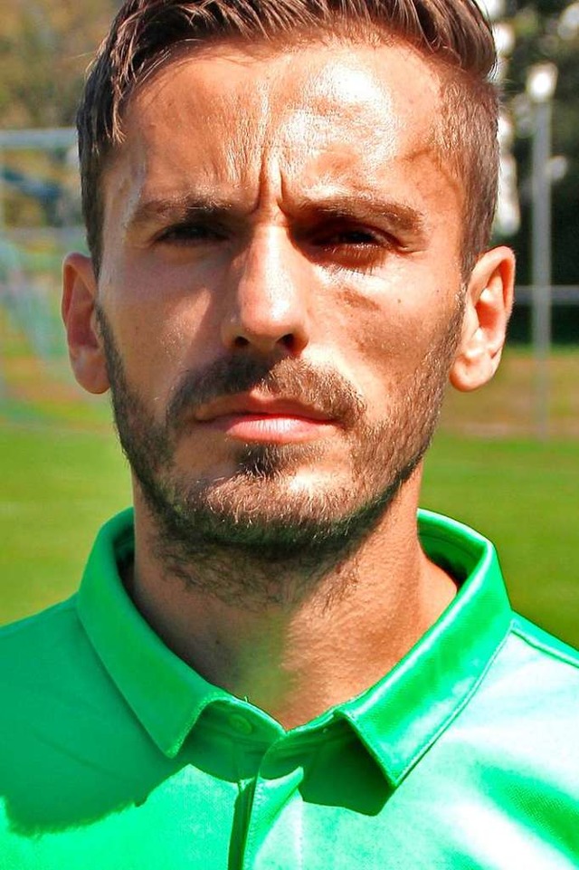 Schaut von Woche zu Woche: SVH-Coach Musa Musliu | Foto: FuPa Schaut von Woche zu Woche: SVH-Coach Musa Musliu | Foto: FuPa