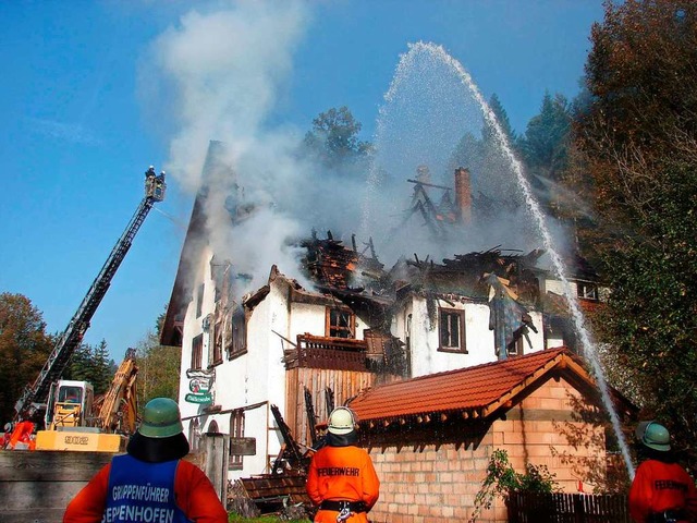 Beim Brand des Gasthauses Schattenmhl...ks gute Dienste bei den Lscharbeiten.  | Foto: Christa Maier