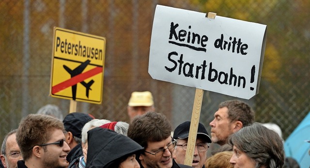 Die Ausbaugegner drfen sich freuen &#...itte Startbahn in Mnchen kommt nicht.  | Foto: Andreas Gebert (dpa)