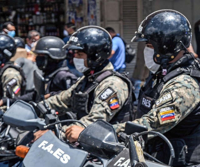 Mitglieder der venezolanischen Einheit FAES  | Foto: Roman Camacho (www.imago-images.de)