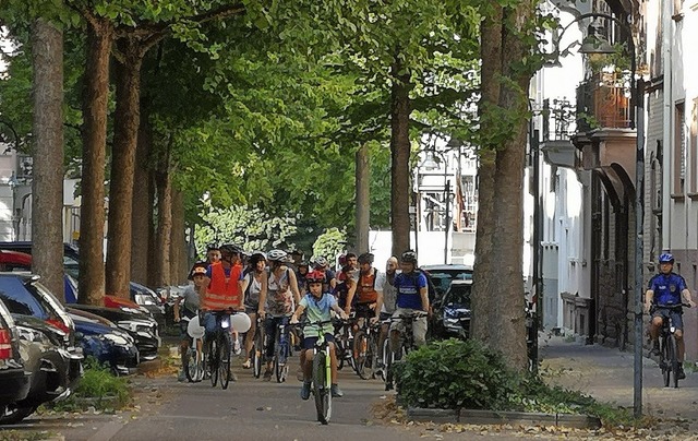 Mehr Rad, weniger Auto auch fr mehr S... dei Fahrraddemo am Sonntagnachmittag.  | Foto: Ralf Burgmaier