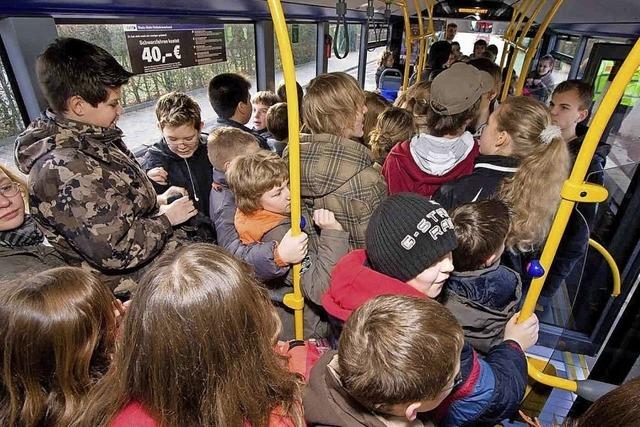 Gegen die Enge im Bus