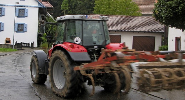 Landwirte in Schwrstadt wollen die Be...s wollte man mehr Verkehrsberuhigung.   | Foto: Hildegard Siebold