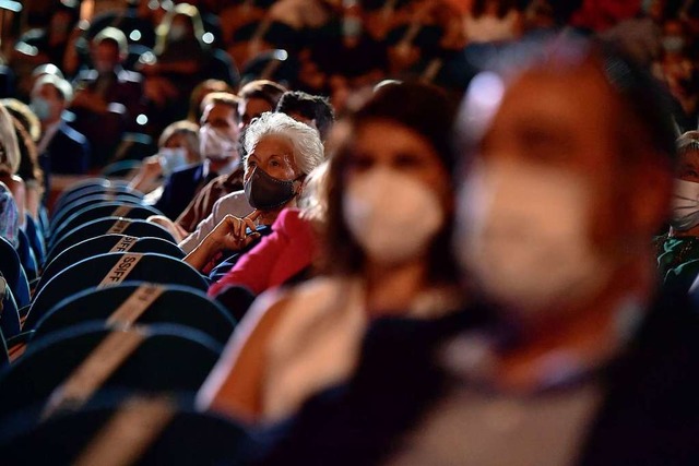 Besucher bei einem Filmfestival (Symbolbild)  | Foto: Alvaro Barrientos (dpa)