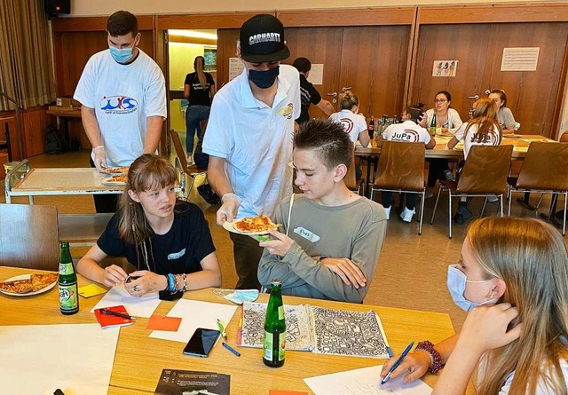 Aktionen wie &#8222;Politik und Pizza&...okalpolitisches Engagement begeistern.  | Foto: Hans-Jrgen Hege