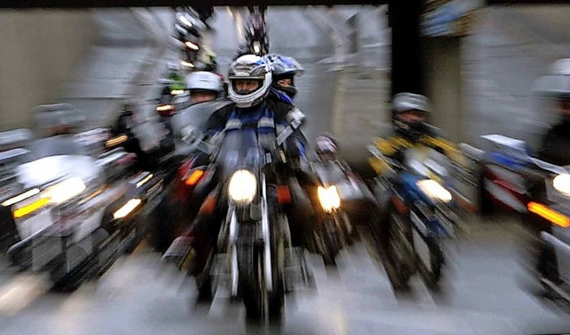 Zum verrckt werden: Der Motorradlrm beschftigt die Mnstertler.  | Foto: Marcus Fhrer