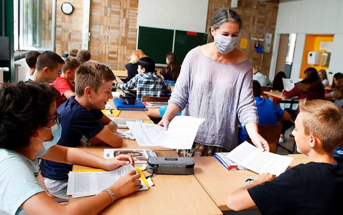 Im Klassenzimmer trgt die Lehrerin Ma...n und Schler sind nicht verpflichtet.  | Foto: Heidi Fel