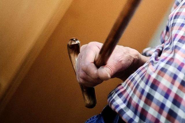 Betrunkener Senior bedroht Verkäuferin in Waldshut