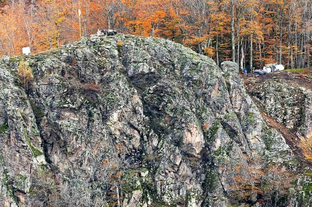 Dieses Bild (November 2019) zeigt bere...r Absicherung von Felsen in Geschwend.  | Foto: Philipp von Ditfurth (dpa)