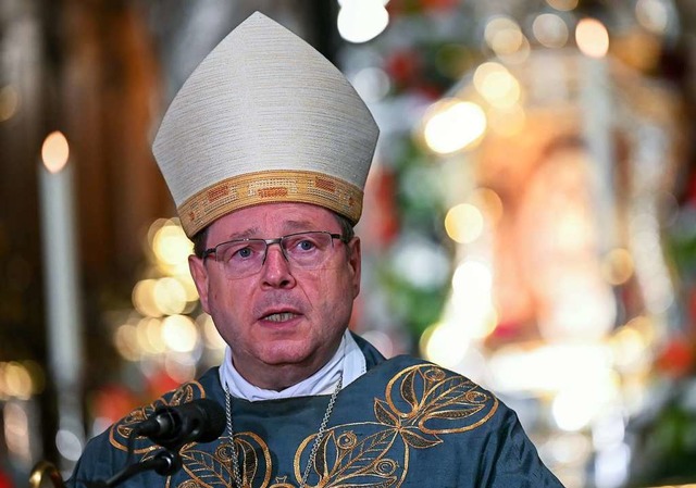 Georg Btzing, Bischof von Limburg und...zender der Deutschen Bischofskonferenz  | Foto: Arne Dedert (dpa)