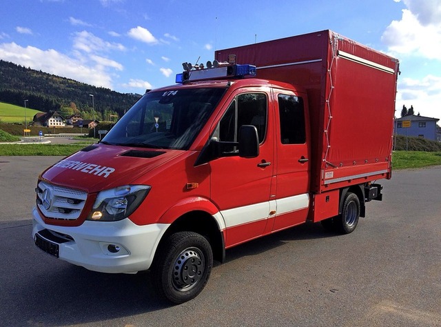 Die Feuerwehr Simonswald erhlt einen neuen Gertewagen Transport.   | Foto: ZVG
