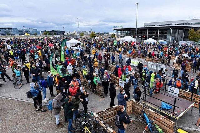 Rund 6000 Menschen haben in Freiburg fr mehr Klimaschutz demonstriert