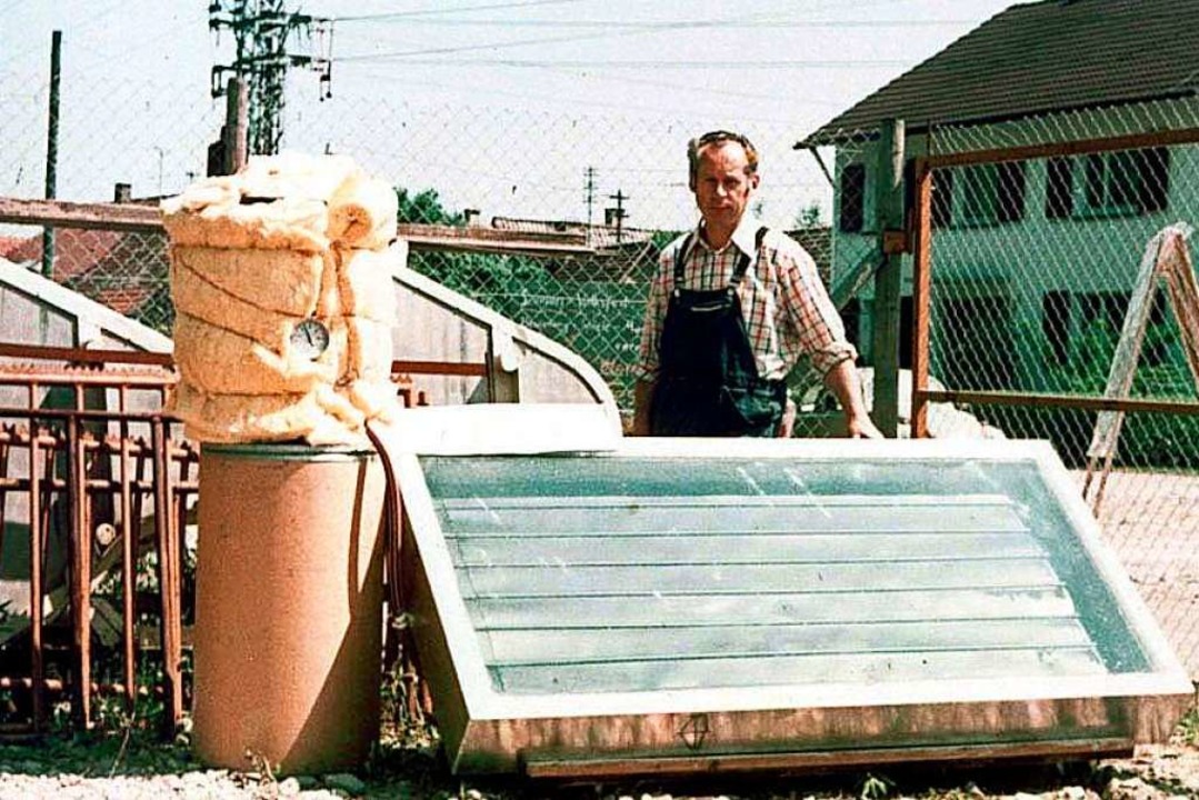 Der Sasbacher Werner Mildebrath mit ei... er ab 1976 in Kleinserie produzierte.  | Foto: Privat