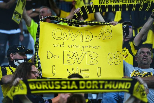 Optimismus auf der Dortmunder Tribne  | Foto: INA FASSBENDER (AFP)
