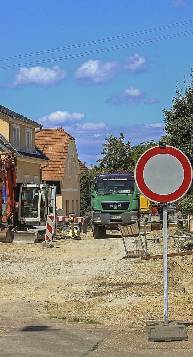 Fr die Kanalsanierung in Orschweier &...t 2020 weitere 750000 Euro eingeplant.  | Foto: Sandra Decoux-Kone