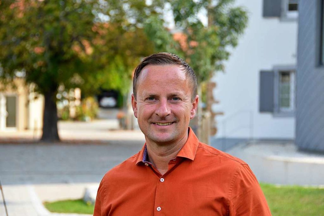 Mario Schlafke ist seit 2015 Bürgermeister der 2500-Einwohner-Gemeinde Eschbach.  | Foto: Sophia Hesser