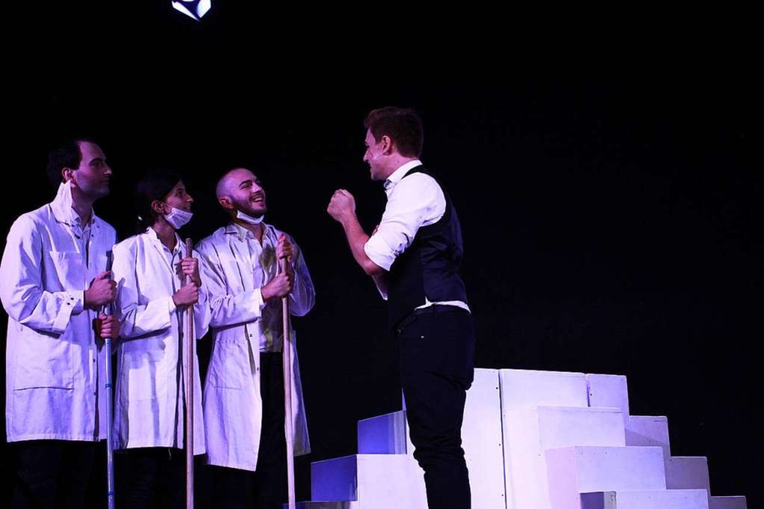 Herrn Nivollo&#39;s kleine Schau- und ...&#39;Corpus Delicti&#39; von Juli Zeh.  | Foto: Calogero Gueli