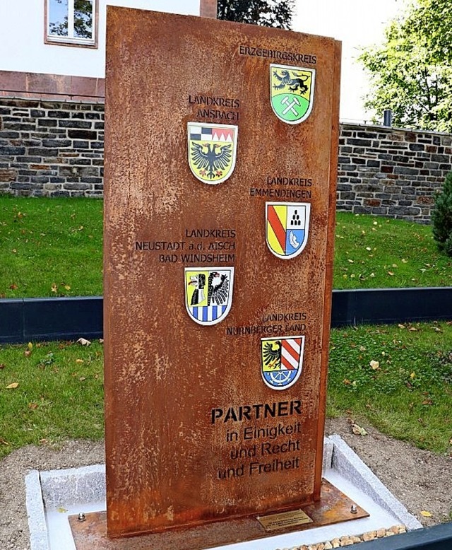 Die Stele vor dem Landratsamt  | Foto: Landratsamt Emmendingen